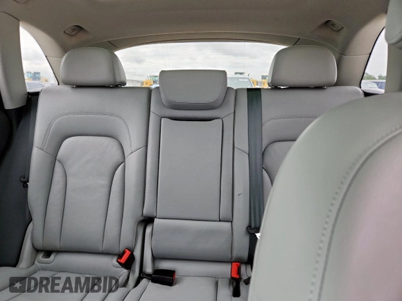 2017 Audi Q5 Premium Plus с VIN WA1L2AFPXHA094146, выставлен на аукционе Copart как лот 60599065 с пробегом 21 935 миль миль и Списание • Salvage title. История ставок и продаж доступна на DreamBid. Изображение 10.