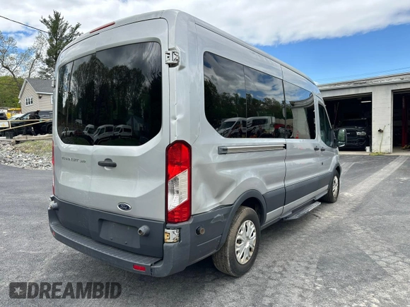 2015 Ford Transit Passenger XL with VIN 1FBAX2CM0FKA41966, listed as a Copart auction lot 56363935 with 164,365 mi miles and Clean Title. Bid and sale history available at DreamBid. Image 3.