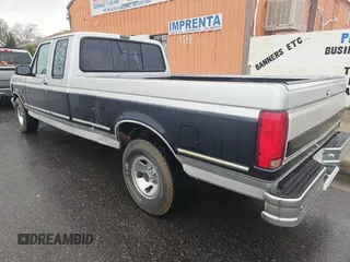 1992 Ford F-150 with VIN 1FTEX15H5NKA35781, listed as a Copart auction lot 48260665 with 162,014 mi miles and Clean Title. Bid and sale history available at carsss.com. Image 3.