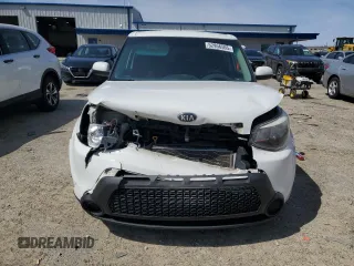 2014 Kia Soul with VIN KNDJN2A24E7055017, listed as a Copart auction lot 52956565 with 151,120 mi miles and Non Repairable. Bid and sale history available at carsss.com. Image 5.