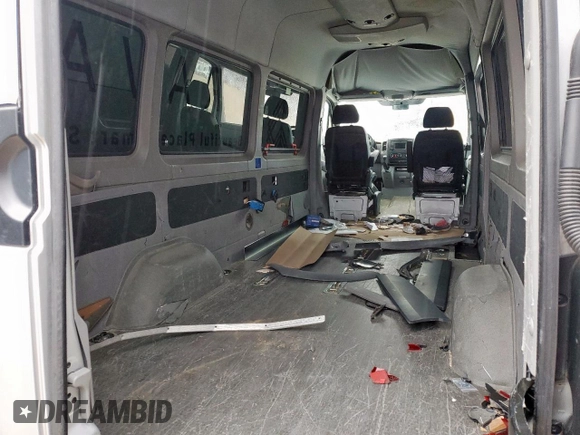 2014 Mercedes-Benz Sprinter with VIN WDZPE8DC1E5894765, listed as a Copart auction lot 44418195 with 138,738 mi miles and Salvage Title. Bid and sale history available at DreamBid. Image 10.