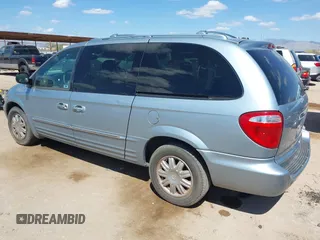 2003 Chrysler Town & Country Limited with VIN 2C8GP64LX3R360516, listed as a IAAI auction lot 42083148 with 185,244 mi miles. Bid and sale history available at carsss.com. Image 3.
