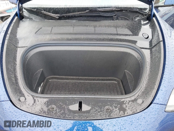 2022 Tesla Model Y Long Range with VIN 7SAYGDEE8NF511395, listed as a IAAI auction lot 41595310 with 65,156 mi miles and . Bid and sale history available at DreamBid. Image 10.