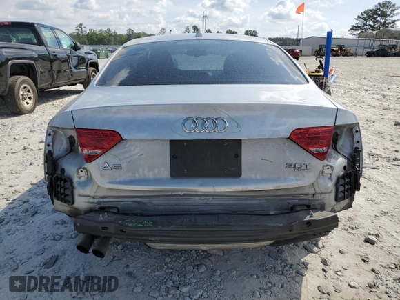 2012 Audi A5 Premium Plus z VIN WAULFAFR2CA042043, wystawiony jako Copart lot #55619675 z przebiegiem 182 487 mil mil oraz Szkoda całkowita • Salvage title. Historia ofert i sprzedaży dostępna na DreamBid. Obrazek 6.