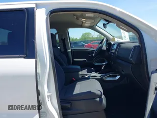 2024 Nissan Frontier SV with VIN 1N6ED1EJ0RN634679, listed as a IAAI auction lot 42075250 with 2,296 mi miles and . Bid and sale history available at DreamBid. Image 5.
