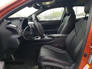2019 Lexus UX with VIN JTHU9JBH3K2006879, listed as a Copart auction lot 48368473 with 29,924 mi miles. Bid and sale history available at carsss.com. Image 7.