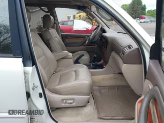 1998 Lexus LX 470 z VIN JT6HT00W9W0007768, wystawiony jako IAAI lot #42322883 z przebiegiem 227 546 mil mil oraz . Historia ofert i sprzedaży dostępna na DreamBid. Obrazek 5.