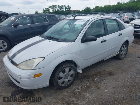 2000 Ford Focus SE with VIN 1FAFP3430YW260053, listed as a IAAI auction lot 42166070 with 114,761 mi miles and . Bid and sale history available at carsss.com. Image 2.