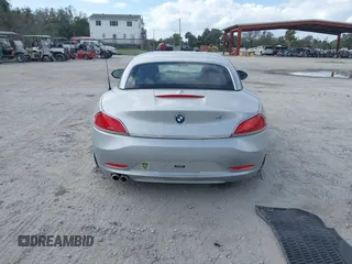 2016 BMW Z4 sDrive28i with VIN WBALL5C51G5A20361, listed as a IAAI auction lot 40739134 with 1 mi miles. Bid and sale history available at carsss.com. Image 16.