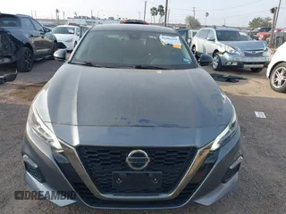 2021 Nissan Altima 2.5 SR with VIN 1N4BL4CV1MN342537, listed as a IAAI auction lot 41562189 with 68,467 mi miles. Bid and sale history available at carsss.com. Image 12.