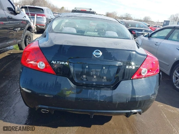 2013 Nissan Altima 2.5 S with VIN 1N4AL2EP0DC137365, listed as a IAAI auction lot 41673131 with 116,267 mi miles. Bid and sale history available at carsss.com. Image 17.