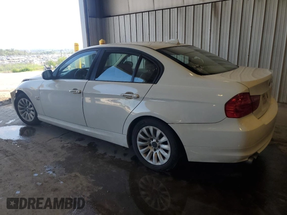 2009 BMW 3 Series 328i xDrive with VIN WBAPK53509A513654, listed as a Copart auction lot 64696745 with 120,230 mi miles and Salvage title. Bid and sale history available at DreamBid. Image 2.