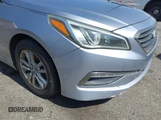 2015 Hyundai Sonata Eco z VIN 5NPE24AAXFH159358, wystawiony jako IAAI lot #42552938 z przebiegiem 152 207 mil mil oraz . Historia ofert i sprzedaży dostępna na DreamBid. Obrazek 14.