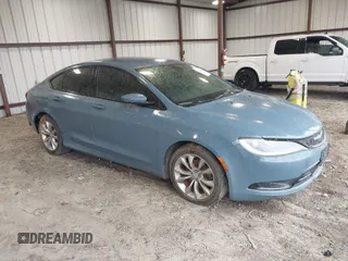2015 Chrysler 200 S with VIN 1C3CCCBB6FN704739, listed as a IAAI auction lot 41931176 with 151,362 mi miles. Bid and sale history available at carsss.com. Image 1.