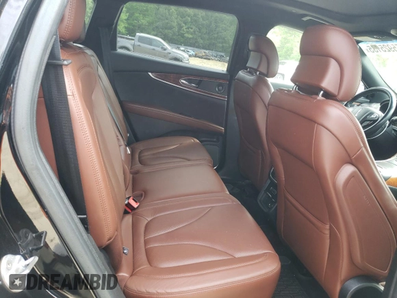 2017 Lincoln MKX Reserve z VIN 2LMPJ8LP0HBL24112, wystawiony jako Copart lot #55925135 z przebiegiem 70 997 mil mil oraz Szkoda całkowita • Salvage title. Historia ofert i sprzedaży dostępna na DreamBid. Obrazek 11.
