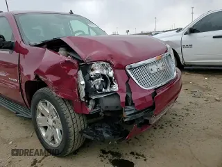 2007 GMC Yukon SLE z VIN 1GKFK13067J143436, wystawiony jako Copart lot #52290515 z przebiegiem 230 108 mil mil oraz Szkoda całkowita • Salvage title. Historia ofert i sprzedaży dostępna na DreamBid. Obrazek 12.