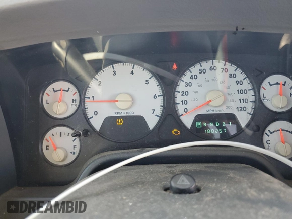 2008 Dodge 1500 ST with VIN 1D7HA16KX8J208476, listed as a Copart auction lot 42500815 with 180,257 mi miles and Salvage Title. Bid and sale history available at DreamBid. Image 9.