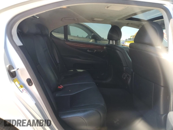 2007 Lexus LS 460 L with VIN JTHGL46F875002907, listed as a Copart auction lot 64142945 with 256,970 mi miles and Clean title. Bid and sale history available at DreamBid. Image 10.
