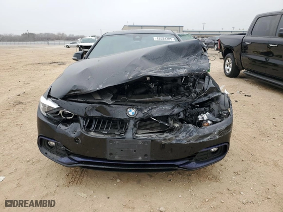 2019 BMW 4 Series 430i xDrive with VIN WBA4J3C55KBL09071, listed as a Copart auction lot 42024305 with 38,001 mi miles and Clean Title. Bid and sale history available at carsss.com. Image 5.