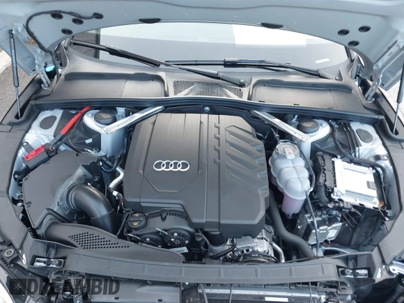 2024 Audi A5 Sportback Premium z VIN WAUABCF57RA023069, wystawiony jako IAAI lot #39079825 z przebiegiem 2 810 mil mil oraz . Historia ofert i sprzedaży dostępna na DreamBid. Obrazek 10.