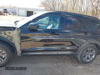 2023 Ford Explorer XLT with VIN 1FMSK8DH4PGC11989, listed as a IAAI auction lot 41845428 with 30,161 mi miles and . Bid and sale history available at carsss.com. Image 15.