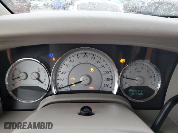 2008 Chrysler Aspen Limited z VIN 1A8HX58298F138266, wystawiony jako Copart lot #42144565 z przebiegiem 281 420 mil mil oraz Szkoda całkowita • Salvage title. Historia ofert i sprzedaży dostępna na DreamBid. Obrazek 9.