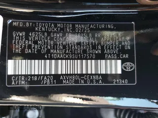 2025 Toyota Camry LE z VIN 4T1DAACK9SU117570, wystawiony jako Copart lot #54975145 z przebiegiem 2385 mil mil oraz Szkoda całkowita • Salvage title. Historia ofert i sprzedaży dostępna na DreamBid. Obrazek 12.