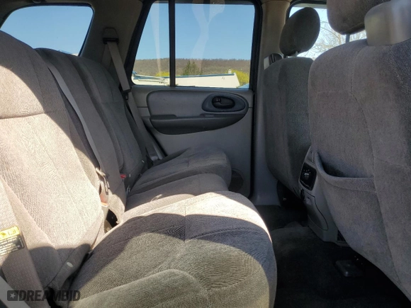 2004 Chevrolet TrailBlazer LS with VIN 1GNDT13S942402998, listed as a Copart auction lot 53682815 with 160,884 mi miles and Clean Title. Bid and sale history available at carsss.com. Image 11.