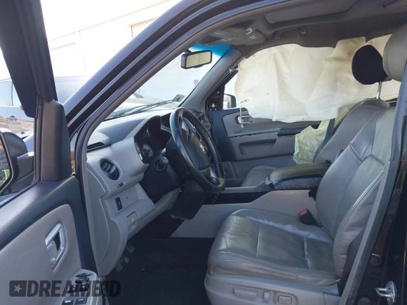 2009 Honda Pilot EX-L with VIN 5FNYF48649B026889, listed as a IAAI auction lot 41643289 with 121,511 mi miles and . Bid and sale history available at carsss.com. Image 5.