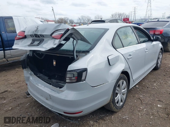 2017 Volkswagen Jetta S с VIN 3VW2B7AJ3HM384428, выставлен на аукционе IAAI как лот 41942676 с пробегом 57 167 миль миль и . История ставок и продаж доступна на DreamBid. Изображение 6.