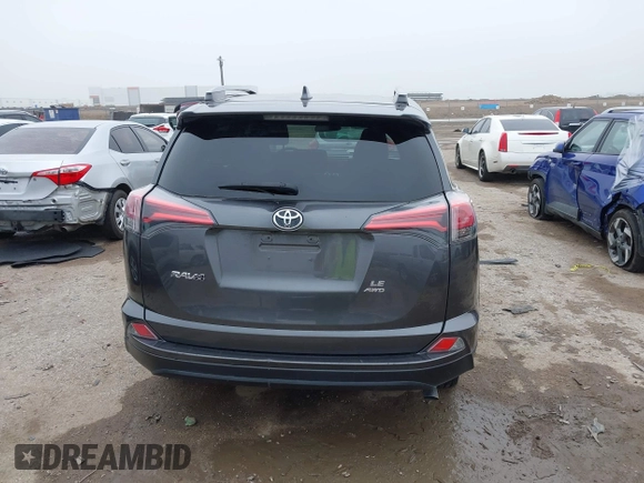 2017 Toyota RAV4 LE z VIN 2T3BFREV8HW667907, wystawiony jako IAAI lot #42130136 z przebiegiem 129 831 mil mil oraz . Historia ofert i sprzedaży dostępna na DreamBid. Obrazek 16.