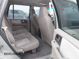 2004 Ford Expedition Special Service with VIN 1FMPU16L64LA31845, listed as a IAAI auction lot 41290115 with 260,312 mi miles and . Bid and sale history available at DreamBid. Image 8.