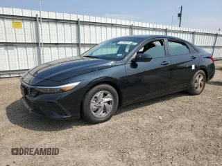 2025 Hyundai Elantra SE z VIN KMHLL4DG6SU917048, wystawiony jako Copart lot #51294355 z przebiegiem 1 095 mil mil oraz Szkoda całkowita • Salvage title. Historia ofert i sprzedaży dostępna na DreamBid. Obrazek 1.