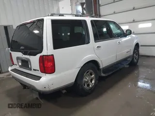 2002 Lincoln Navigator z VIN 5LMFU28R32LJ18485, wystawiony jako IAAI lot #41718606 z przebiegiem 228 590 mil mil oraz . Historia ofert i sprzedaży dostępna na DreamBid. Obrazek 4.