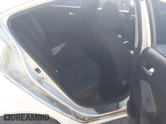 2018 Kia Forte LX with VIN 3KPFK4A78JE235892, listed as a IAAI auction lot 41832507 with 169,727 mi miles. Bid and sale history available at carsss.com. Image 8.