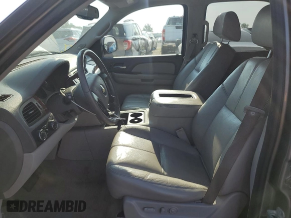2007 Chevrolet Tahoe LT with VIN 1GNFK130X7J163515, listed as a Copart auction lot 61638245 with 246,785 mi miles and Salvage title. Bid and sale history available at DreamBid. Image 7.