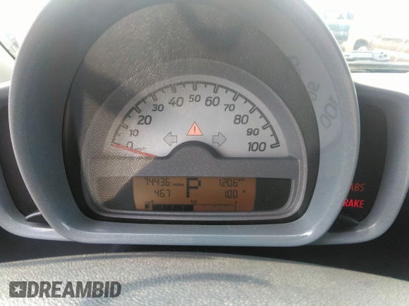 2008 Smart fortwo Pure with VIN WMEEJ31X88K162198, listed as a IAAI auction lot 42809814 with 75,630 mi miles and . Bid and sale history available at DreamBid. Image 7.