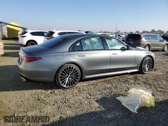 2024 Mercedes-Benz S 580 z VIN W1K6G7GB5RA265130, wystawiony jako Copart lot #82841994 z przebiegiem 7 330 mil mil oraz Szkoda całkowita • Salvage title. Historia ofert i sprzedaży dostępna na DreamBid. Obrazek 3.