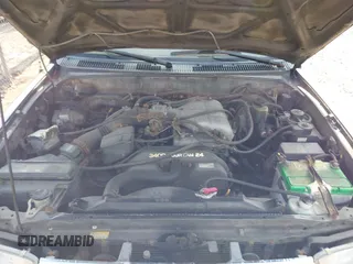 1998 Toyota 4Runner SR5 with VIN JT3HN86R2W0155266, listed as a IAAI auction lot 42111027 with 215,979 mi miles and . Bid and sale history available at DreamBid. Image 10.