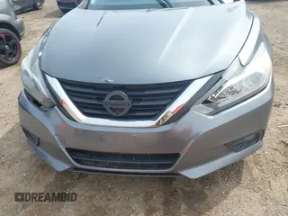 2018 Nissan Altima SR with VIN 1N4AL3AP1JC115513, listed as a IAAI auction lot 41939090 with 118,215 mi miles and . Bid and sale history available at DreamBid. Image 17.