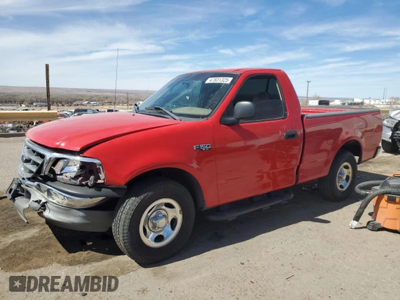 2002 Ford F-150 XL with VIN 1FTRF17232NA26438, listed as a Copart auction lot 47831325 with 201,280 mi miles and Salvage Title. Bid and sale history available at carsss.com. Image 1.