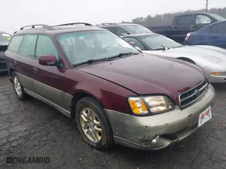 2000 Subaru Legacy Wagon Outback Ltd with VIN 4S3BH686XY7629054, listed as a IAAI auction lot 41475247 with 121,618 mi miles. Bid and sale history available at carsss.com. Image 1.