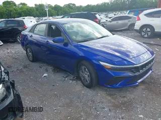 2025 Hyundai Elantra SE with VIN KMHLL4DG1SU859513, listed as a IAAI auction lot 42153090 with 15,074 mi miles and . Bid and sale history available at DreamBid. Image 1.