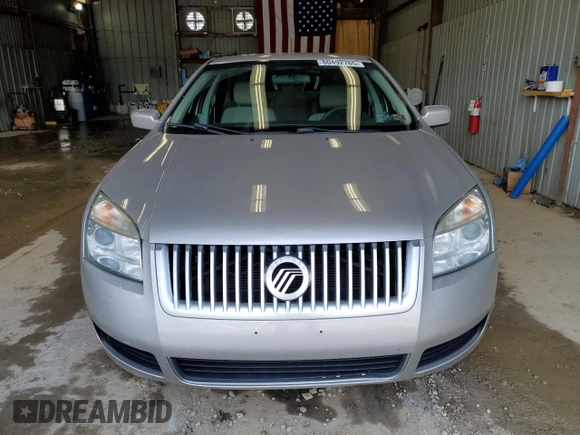 2008 Mercury Milan z VIN 3MEHM07118R649905, wystawiony jako Copart lot #60492765 z przebiegiem 108 867 mil mil oraz Szkoda całkowita • Salvage title. Historia ofert i sprzedaży dostępna na DreamBid. Obrazek 5.
