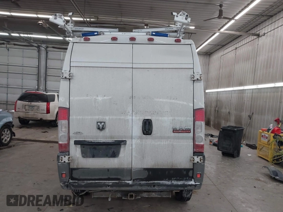 2014 Ram ProMaster Cargo with VIN 3C6TRVCG4EE101220, listed as a IAAI auction lot 41323764 with 270,810 mi miles. Bid and sale history available at carsss.com. Image 16.