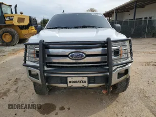 2019 Ford F-150 XL with VIN 1FTEW1EB2KKC81830, listed as a Copart auction lot 83880814 with 178,827 mi miles and Salvage Title. Bid and sale history available at carsss.com. Image 5.