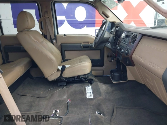 2011 Ford F-250 XL z VIN 1FT7W2BT9BEC70933, wystawiony jako IAAI lot #42135046 z przebiegiem 141 352 mil mil oraz . Historia ofert i sprzedaży dostępna na DreamBid. Obrazek 5.