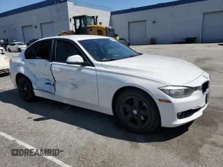 2014 BMW 3 Series 320i with VIN WBA3B1C59EK132901, listed as a Copart auction lot 50407035 with 91,615 mi miles and Salvage Title. Bid and sale history available at carsss.com. Image 4.