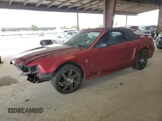 2004 Ford Mustang Deluxe z VIN 1FAFP44654F204619, wystawiony jako Copart lot #62414685 z przebiegiem 235 467 mil mil oraz Szkoda całkowita • Salvage title. Historia ofert i sprzedaży dostępna na DreamBid. Obrazek 1.