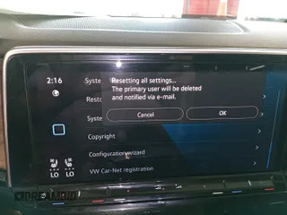2024 Volkswagen Atlas SE with VIN 1V2HR2CA9RC557329, listed as a IAAI auction lot 42734151 with 19,097 mi miles and . Bid and sale history available at DreamBid. Image 15.